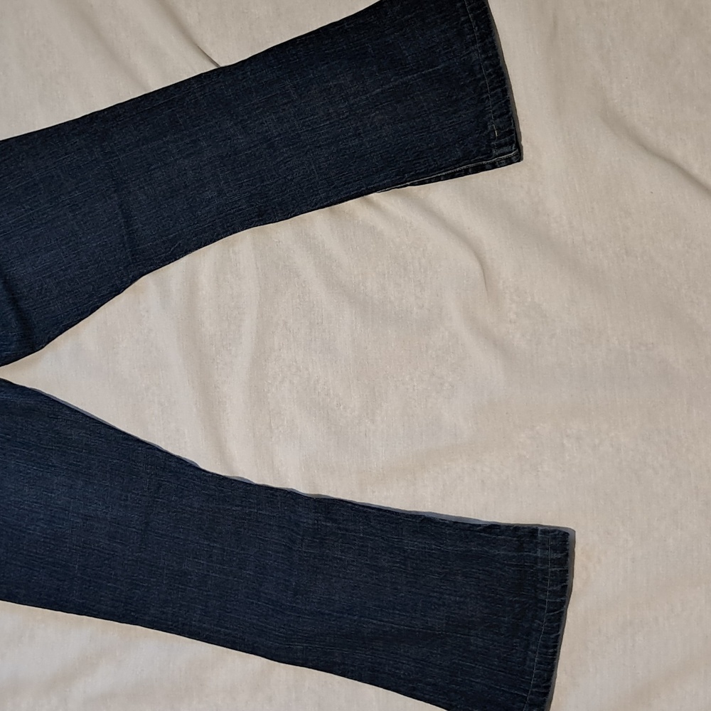 Paper Denim & Cloth Jeans. Size 25. Boot Leg. Medium to Dark Wash.‎ - Picture 9 of 10